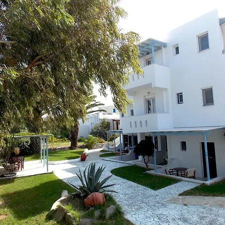 Stella Naxos Island Aparthotel 3*