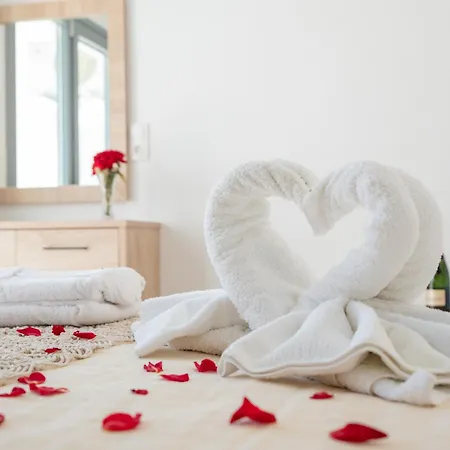 Stella Naxos Island Aparthotel