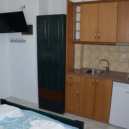 Stella Naxos Island Αγία Άννα