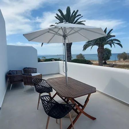 Stella Naxos Island Aparthotel 3*