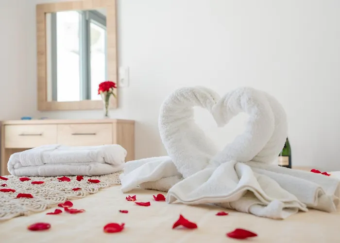 Stella Naxos Island Aparthotel