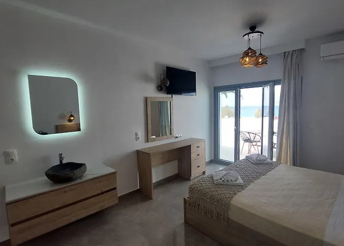 Stella Naxos Island Aparthotel