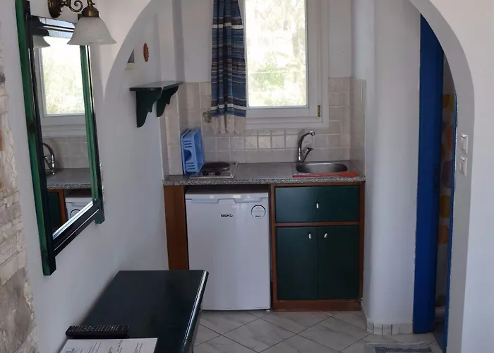 Stella Naxos Island Aparthotel