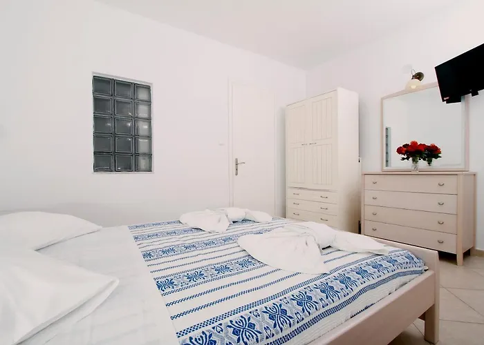 Stella Naxos Island 3*